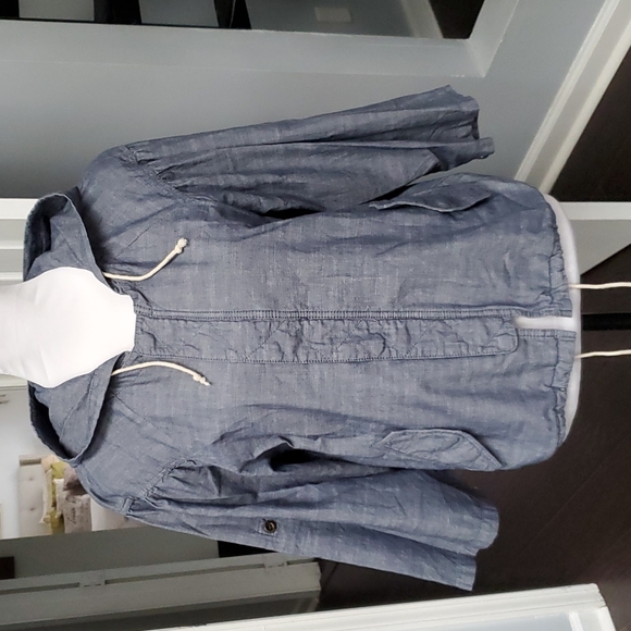 E Hyphen World Gallery Pleated Chambray Hooded 3/4 Sleeve Lightweight Jacket - Picture 1 of 12